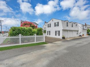 100 Washington Ave, Avon By The Sea, NJ 07717