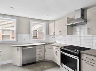 107 Myrtle St #107, Lowell, MA 01850