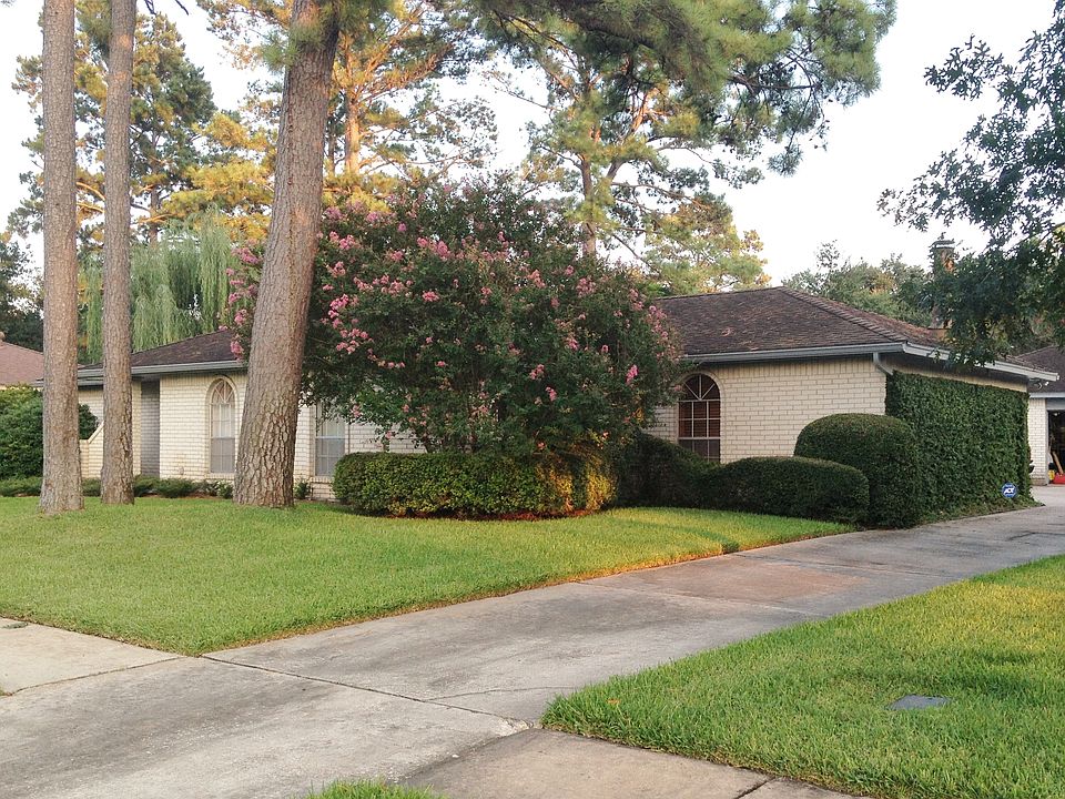 1st image of 12323 Campos Dr