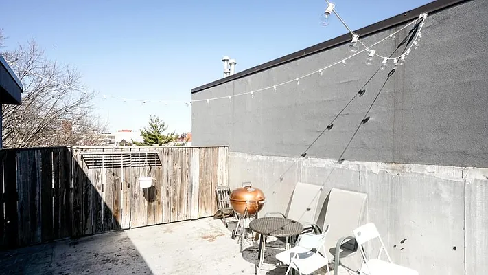 Rented by Nooklyn NYC LLC | media 40