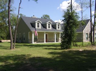 18551 Pine Shadows Cir, Conroe, TX 77302