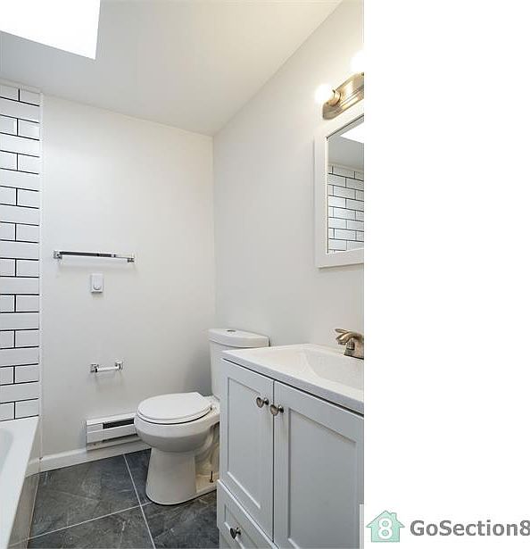 1st image of 2623 Parkside Ter #2623