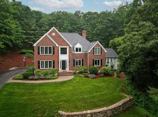 9 Stoney Brook Rd, Hopkinton, MA 01748