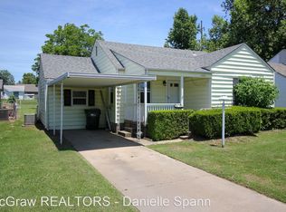 1303 E Jackson Ave, Sapulpa, OK 74066
