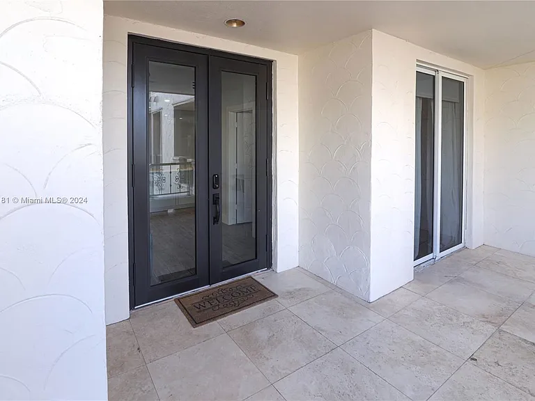 2235 Fisher Island Dr — Photo 6