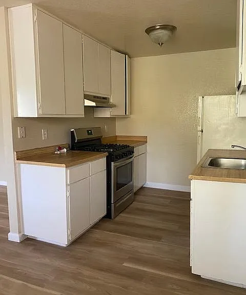 Birchwood Apartments — Photo 15