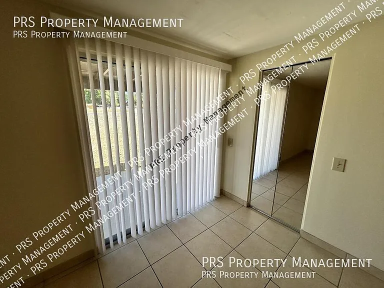 1762 W Colt Rd — Photo 27