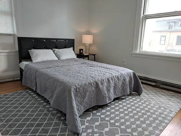 2 bed, 850 sqft, $2,350 — Photo 4