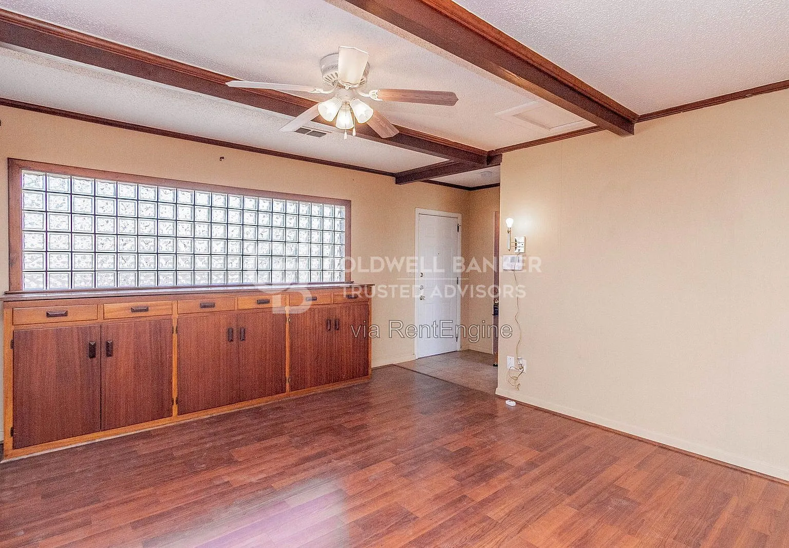 1 bed, 1.0 bath, 916 sqft, $775 — Photo 3