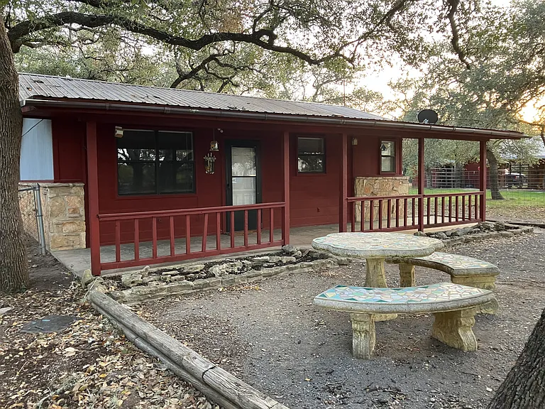 Large front porch to relax and enjoy the views
