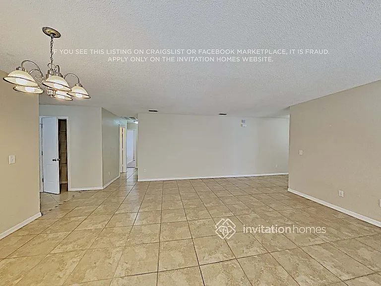 1327 Aguacate Ct — Photo 5