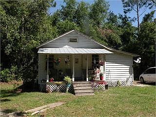 1st image of 318 Lakewood Ave