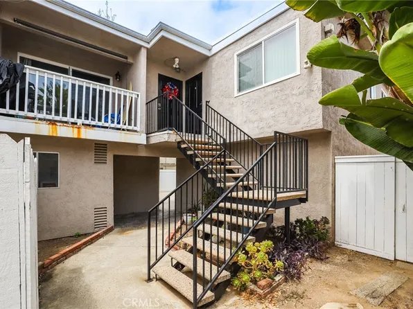 205 13th St APT D, Huntington Beach, CA 92648