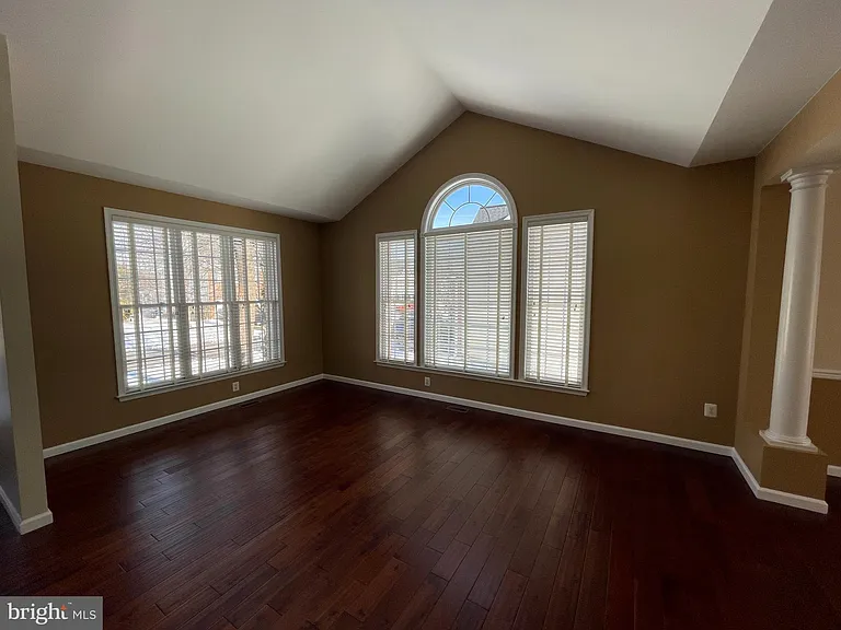 21330 Meadow Field Ct — Photo 3
