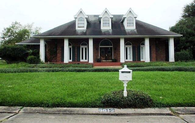 3612 Lake Michel