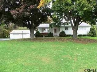14 Lower Flat Rock Rd, Feura Bush, NY 12067