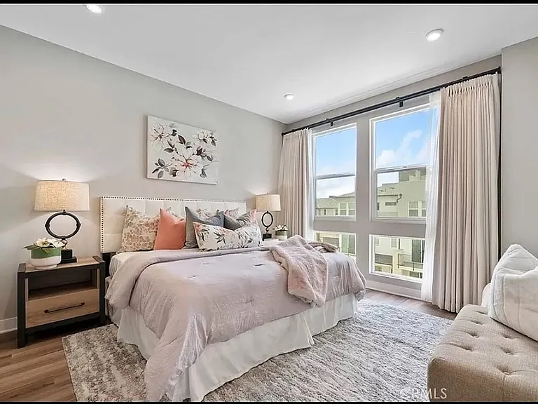 1311 W Cara Dr — Photo 7