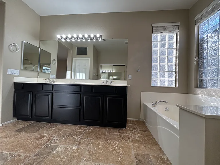 5163 W Village Dr — Photo 54
