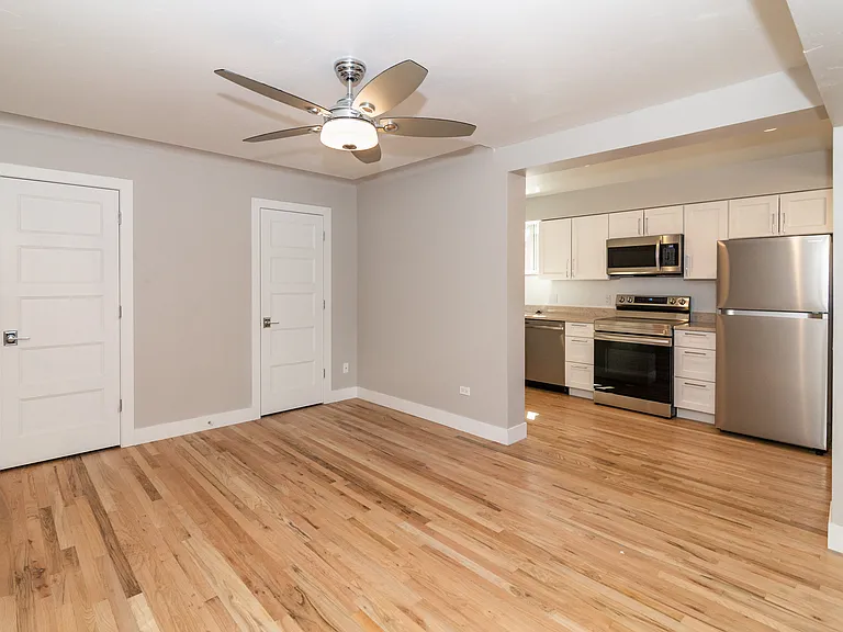 901 N Ogden St — Photo 24