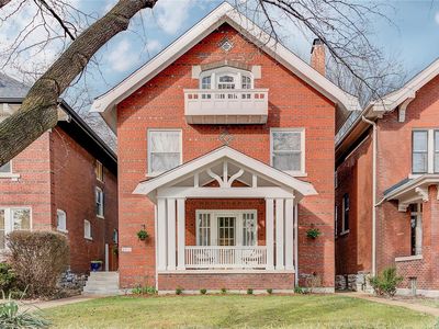 6055 Westminster Pl, Saint Louis, MO, 63112