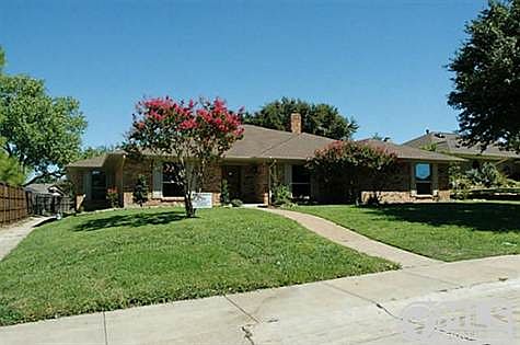 1st image of 2721 Wagonwheel Dr