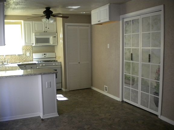 Kitchen,dining,pantry