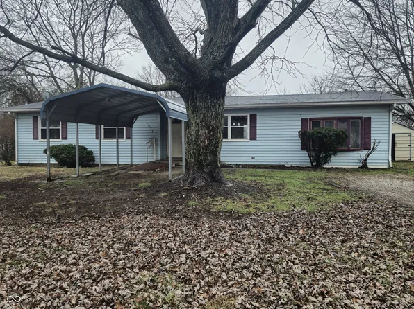 7071 S Charles Pl, Terre Haute, IN 47802