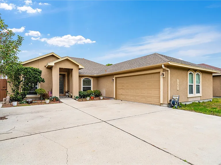 2602 Retta Dr — Photo 2