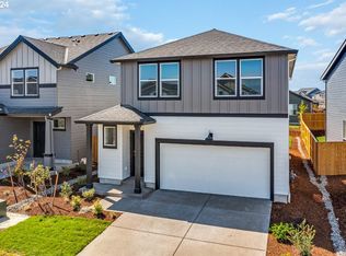 235 Lost Lake St NE, Salem, OR 97301