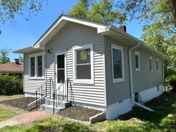 910 E 41st Ave, Gary, IN 46409