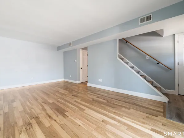 4 Birch Lane #I, East Haven, CT 06513