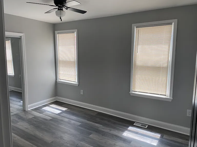 5112 Belair Rd — Photo 6