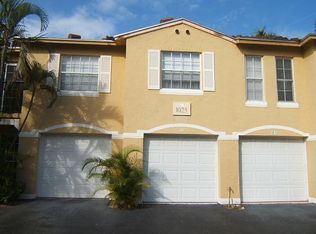 1025 Lake Shore Dr APT 104, Lake Park, FL 33403