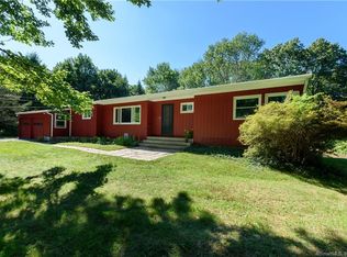 220 Wolfpit Rd, Wilton, CT 06897