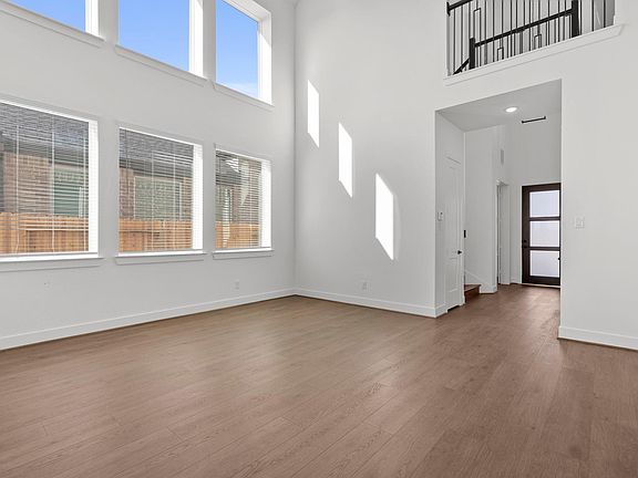 7th image of this home