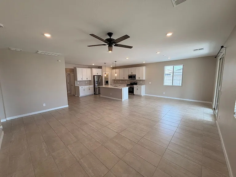 3463 S 175th Dr — Photo 4