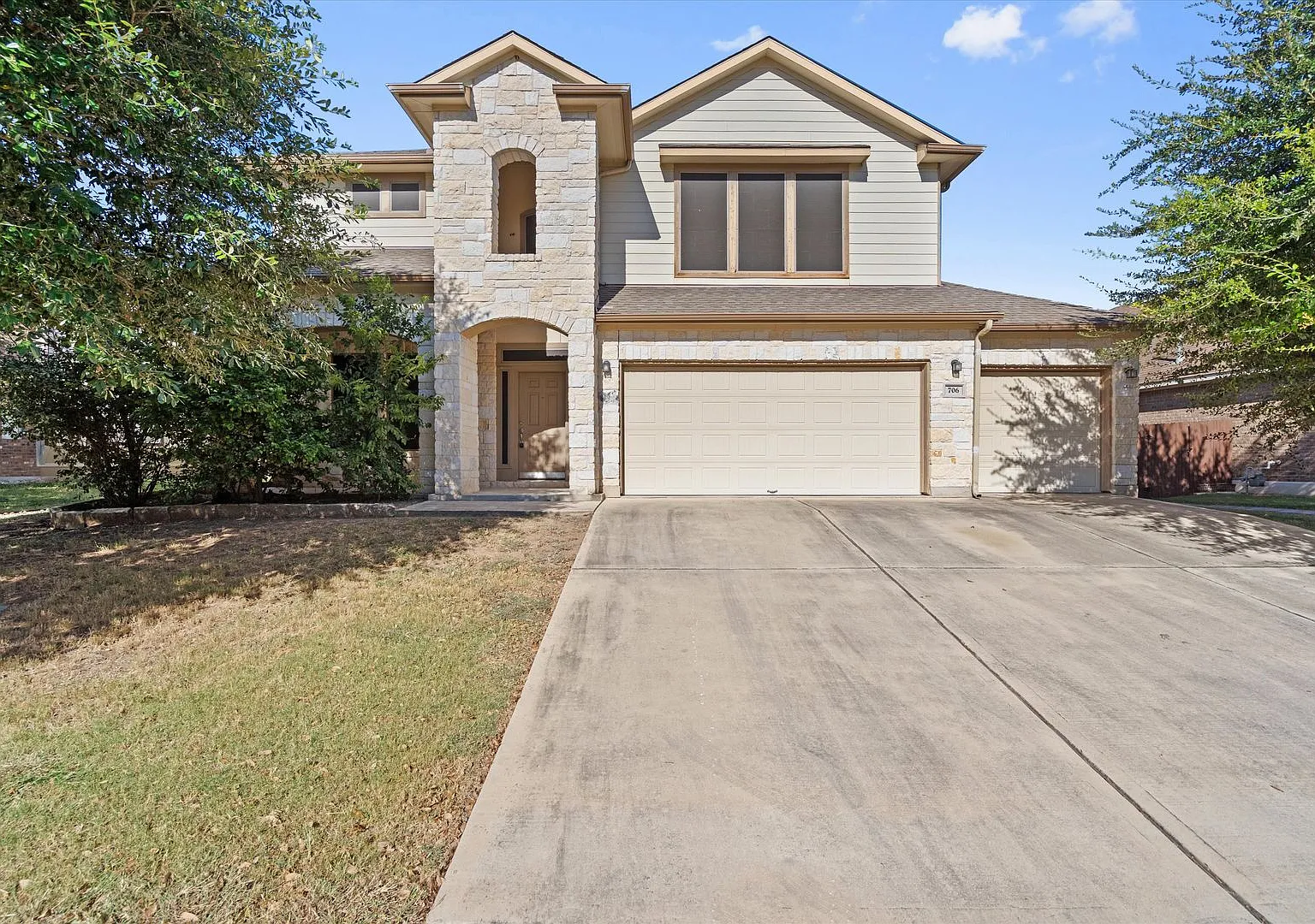 706 Harwood Dr, San Marcos, Texas 78666 — Photo 1