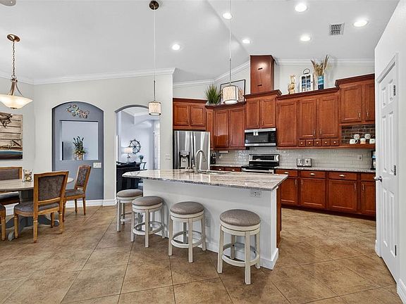 3rd image of 5405 Coral Shell Way