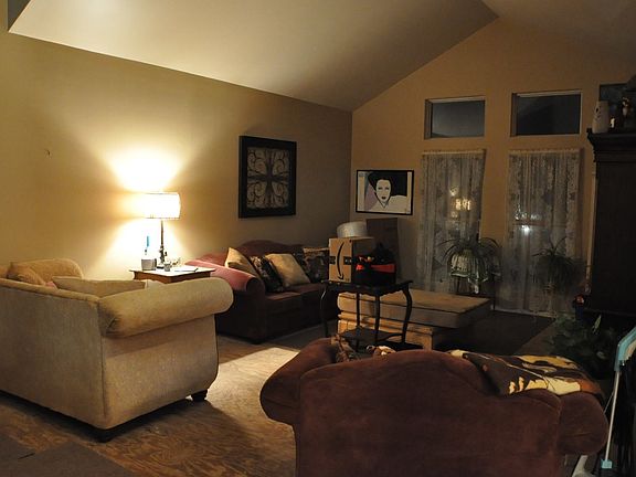 5th image of 410 Grace Dr