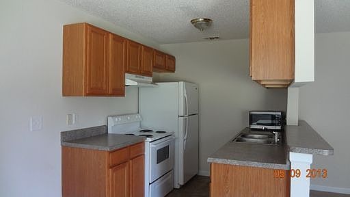 4th image of 421 Mercury Ave SE