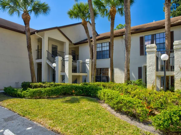 3237 Perimeter Drive #2512, Greenacres, FL 33467