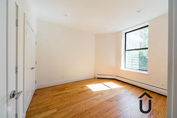 Rented by Compass | media 3