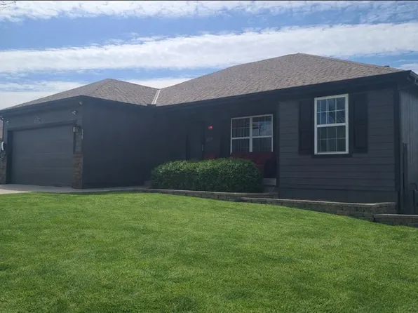 530 S Maple St, Gardner, KS 66030