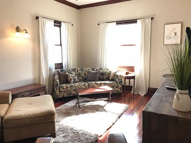 3 bed, 1200 sqft, $1,150 — Photo 2