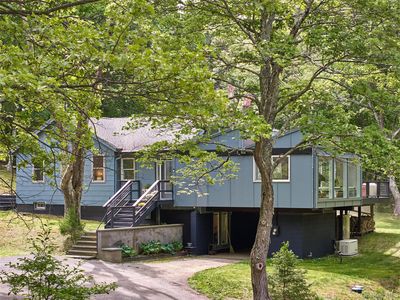 611 N Clove Road, Millbrook, NY, 12545