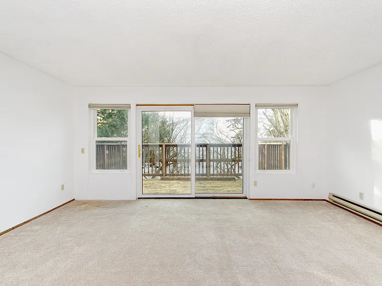 1227 S 284th St — Photo 24