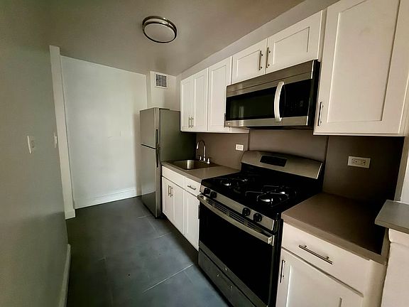 3rd image of 147-20 35th Ave #3E