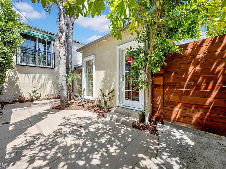 3374 Floyd Ter — Photo 7