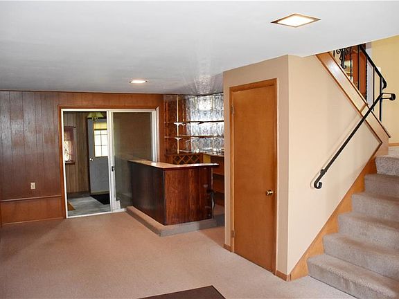 5th image of 4036 Bel Harbor Dr