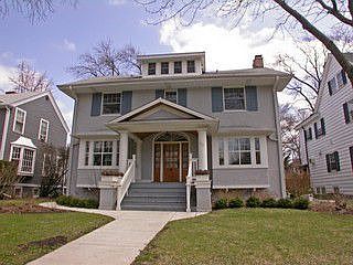 1st image of 732 Columbian Ave